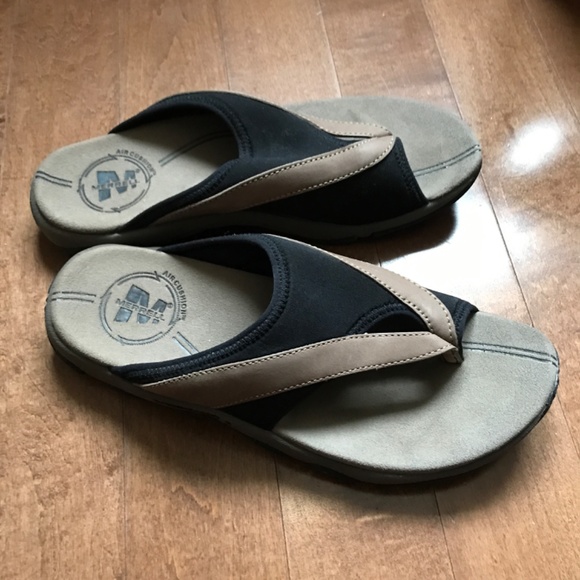 Merrell sandals - Picture 2 of 5
